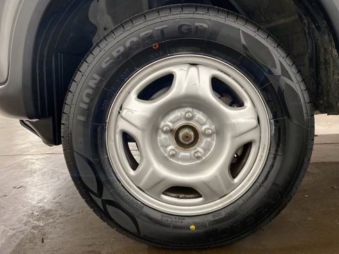 Used 2003 Honda CR-V LX image 18