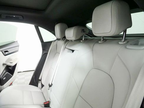 New 2026 Porsche Macan 4S Electric image 22