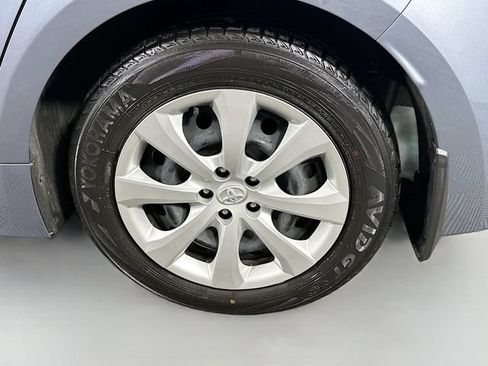 Used 2024 Toyota Corolla LE FWD image 28