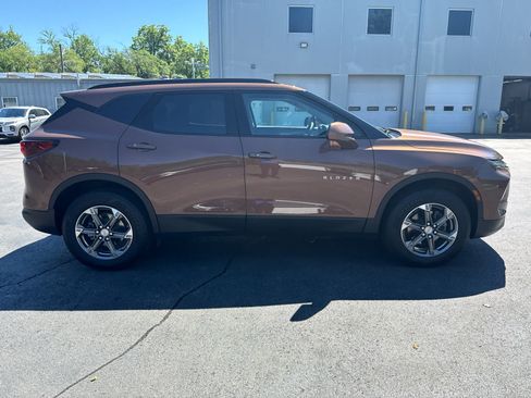 Used 2023 Chevrolet Blazer LT w/ Convenience Package AWD/4WD image 2