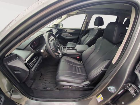 Used 2025 Acura MDX SH-AWD w/ Technology Package image 15