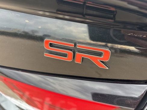 Used 2023 Nissan Altima 2.5 SR w/ SR Premium Package image 10