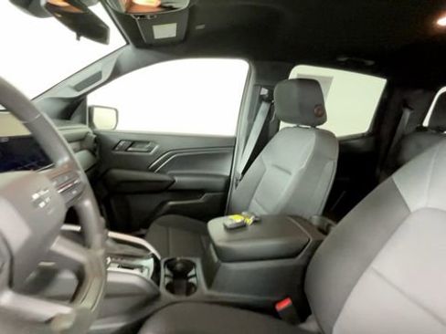 Used 2023 Chevrolet Colorado Trail Boss w/ Technology Package AWD/4WD image 21