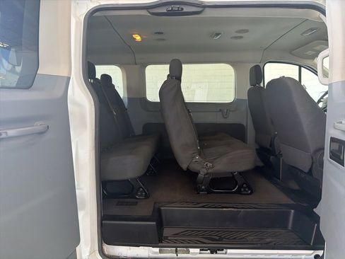 Used 2016 Ford Transit 150 XL image 32