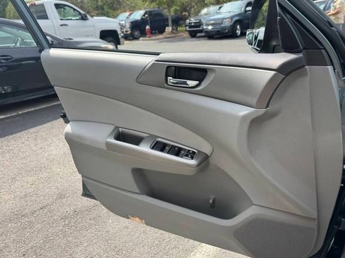 Used 2010 Subaru Forester 2.5X Limited image 28