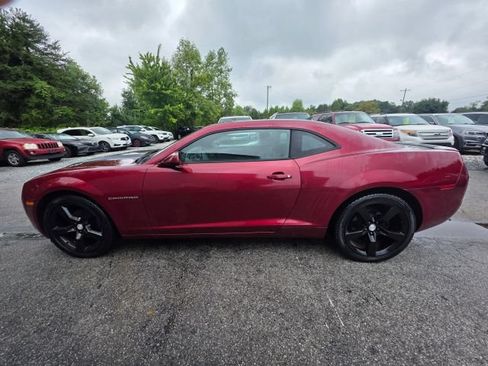 Used 2010 Chevrolet Camaro LT w/ RS Package RWD image 8