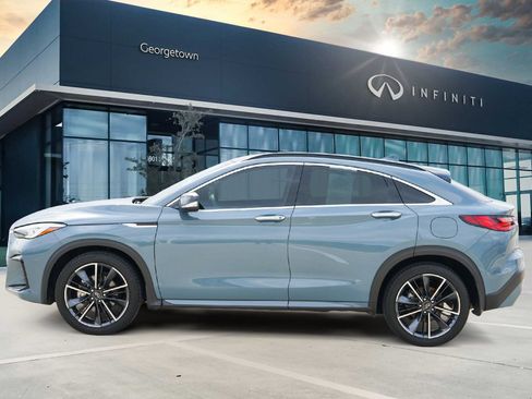 Certified 2023 INFINITI QX55 Essential image 6