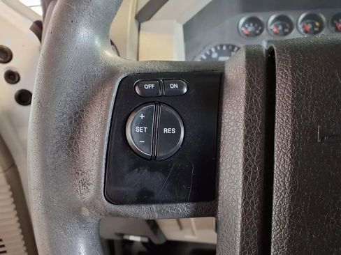 Used 2009 Ford F250 XL image 22