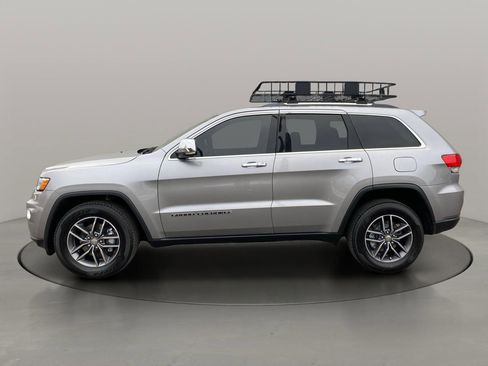 Used 2017 Jeep Grand Cherokee Limited image 3