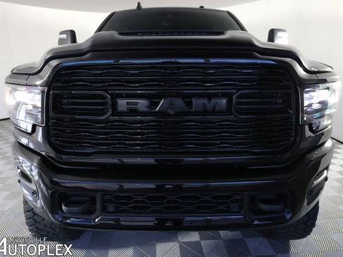 Used 2024 RAM 2500 Limited image 2