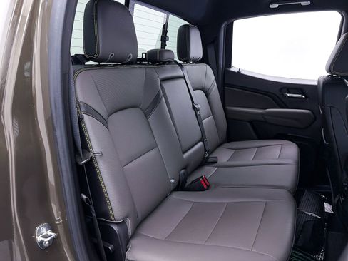 Used 2023 Chevrolet Colorado ZR2 w/ ZR2 Convenience Package III image 41