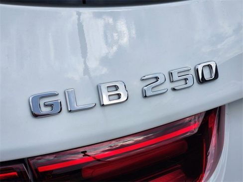 Certified 2026 Mercedes-Benz GLB 250 4MATIC image 14