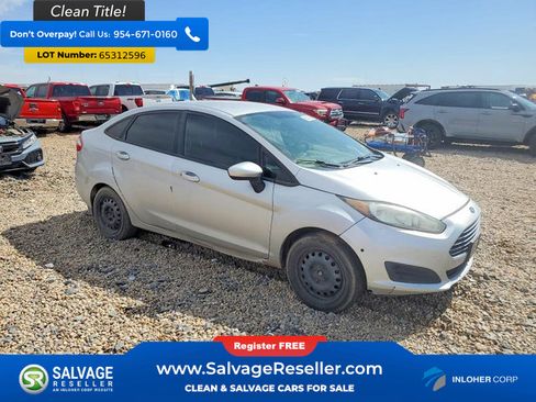 Used 2014 Ford Fiesta S FWD image 5