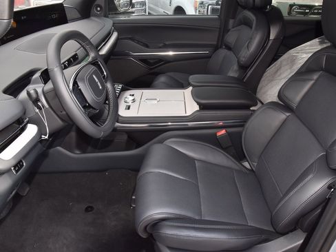 New 2025 Lincoln Navigator Reserve w/ Jet Appearance Package image 20