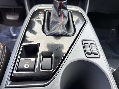 Used 2024 Subaru Crosstrek 2.5i Limited w/ Crosstrek Mirror Package image 32