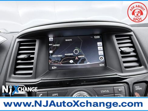 Used 2017 Nissan Pathfinder SV w/ SV Tech Package AWD/4WD image 34