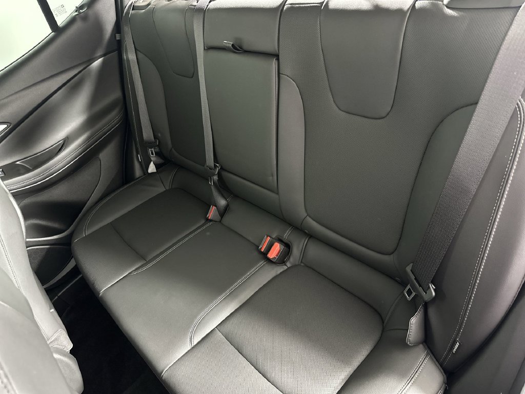 Used 2024 Buick Encore GX Sport Touring w/ Experience Buick Package AWD/4WD image 27