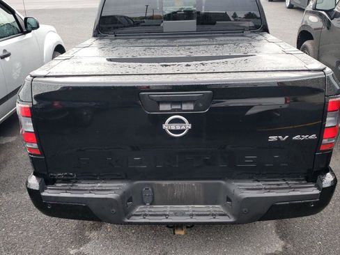 Used 2024 Nissan Frontier SV w/ SV Convenience Package image 7