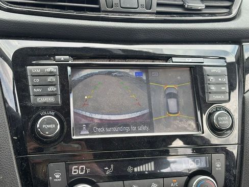 Used 2017 Nissan Rogue Sport SL FWD image 10