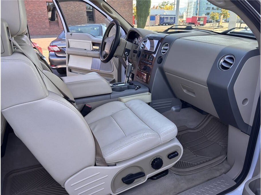 Used 2004 Ford F150 Lariat AWD/4WD image 15