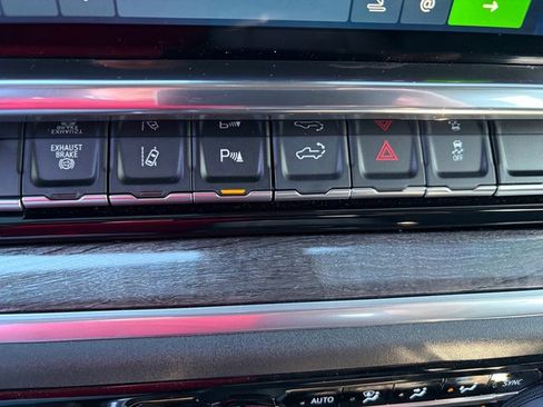 Used 2025 Chevrolet Silverado 3500 LTZ w/ LTZ Plus Package image 54