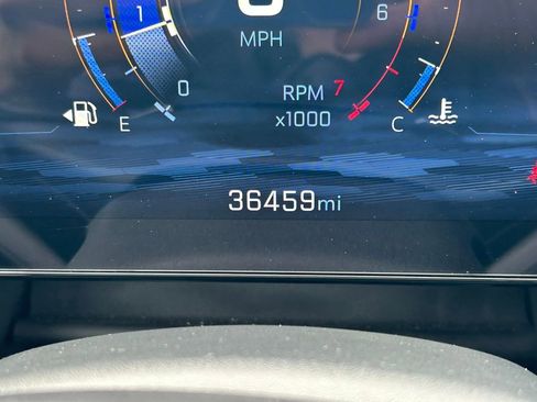 Used 2025 Chevrolet Equinox LT w/ Convenience Package II FWD image 32
