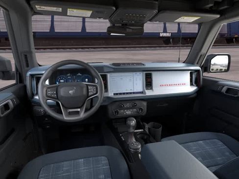 New 2026 Ford Bronco Heritage Edition AWD/4WD image 10