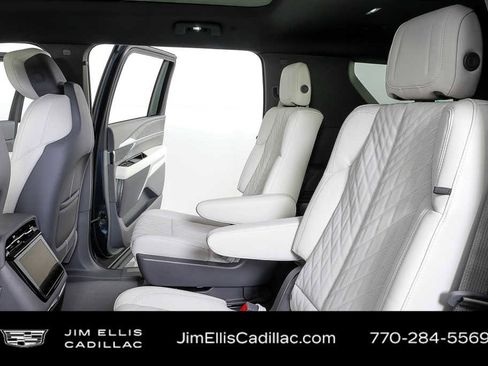 New 2026 Cadillac Escalade IQL Luxury image 22