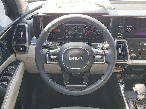 Certified 2023 Kia Sorento S image 10