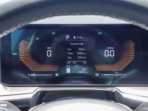 Certified 2025 Kia Sorento EX FWD image 23