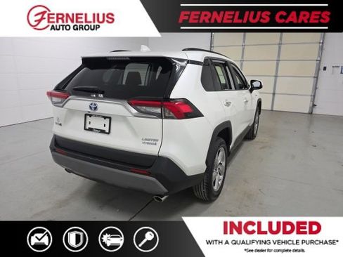 Used 2019 Toyota RAV4 Limited w/ Limited Grade Weather Package image 4