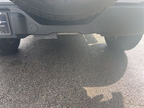 Used 2024 Ford Bronco Outer Banks image 6