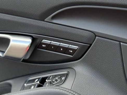 New 2025 Porsche 718 Cayman S image 15