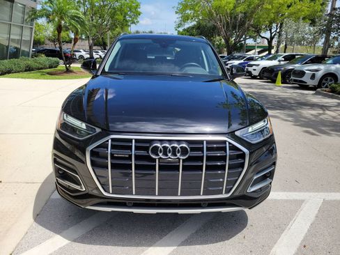 Used 2023 Audi Q5 2.0T Premium Plus w/ Premium Plus Package AWD/4WD image 3