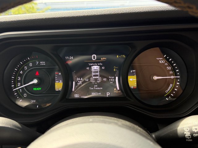 Used 2024 Jeep Wrangler Unlimited AWD/4WD image 25