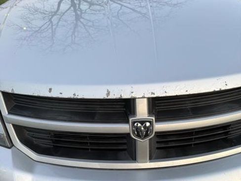 Used 2010 Dodge Avenger SXT image 18