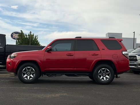 Used 2021 Toyota 4Runner SR5 RWD image 44