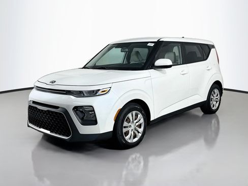 Used 2021 Kia Soul LX FWD image 4