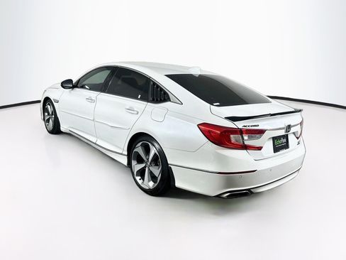 Used 2019 Honda Accord Touring image 5