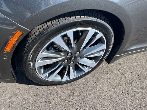 Used 2020 Lincoln MKZ Reserve w/ Elements Package AWD/4WD image 9