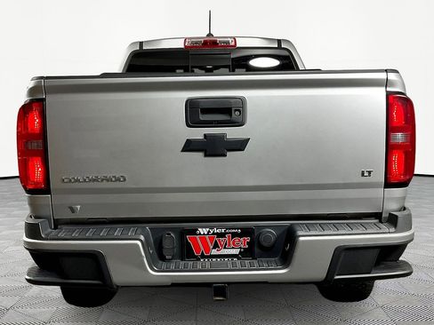 Used 2016 Chevrolet Colorado LT w/ LT Convenience Package image 5