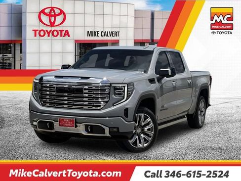 Used 2025 GMC Sierra 1500 Denali w/ Denali Reserve Package AWD/4WD image 1