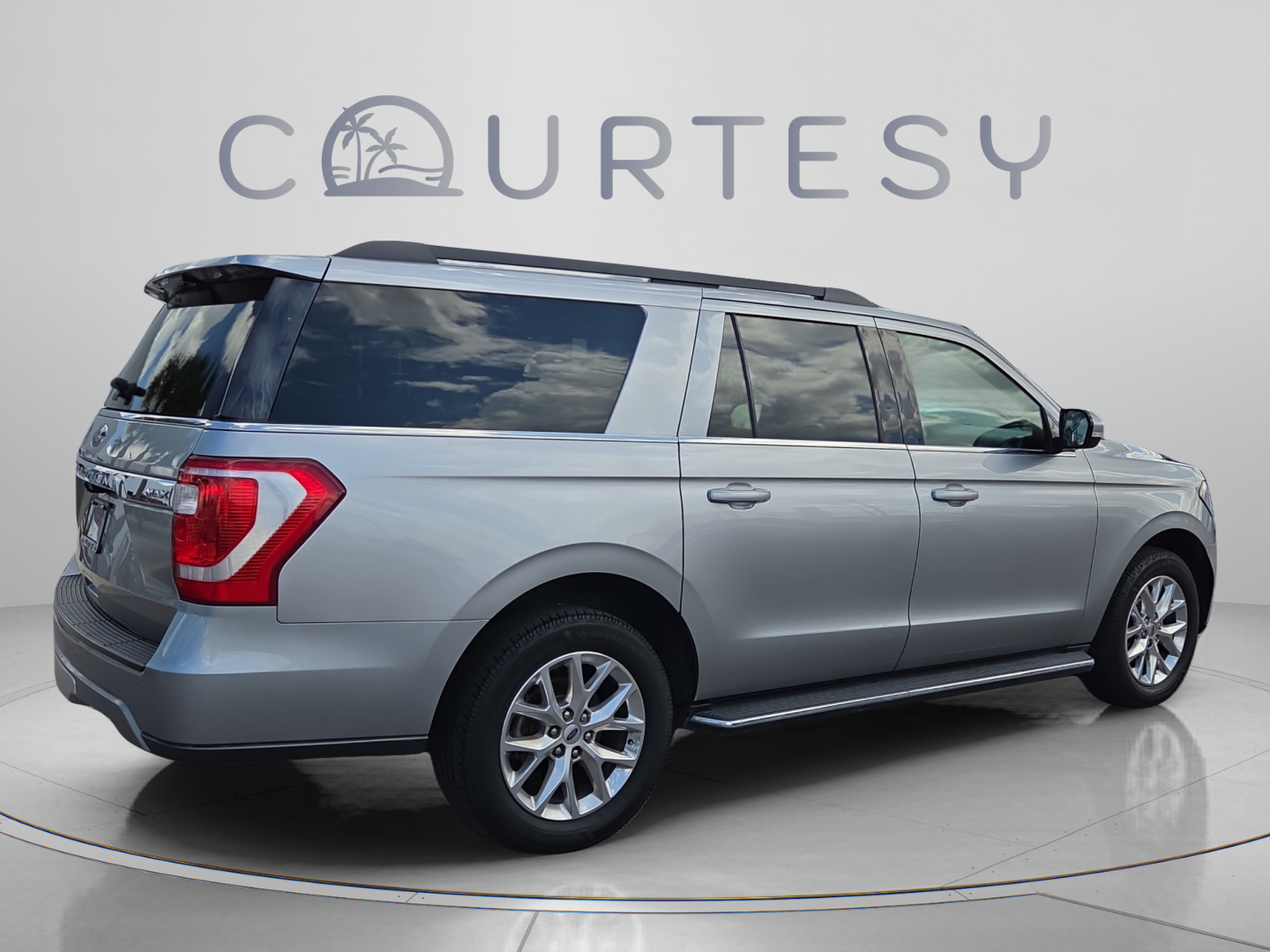 Used 2021 Ford Expedition Max XLT RWD image 5