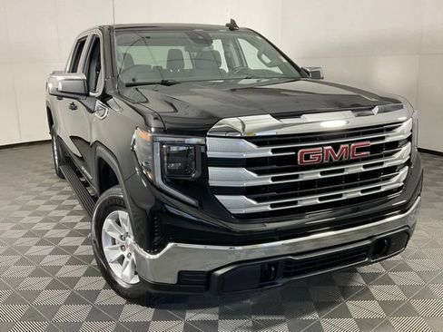 Used 2024 GMC Sierra 1500 SLE AWD/4WD image 45