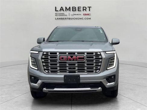 Used 2025 GMC Yukon XL Denali image 8