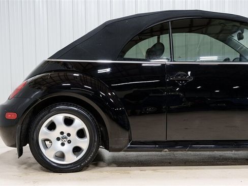 Used 2003 Volkswagen Beetle GLS FWD image 22