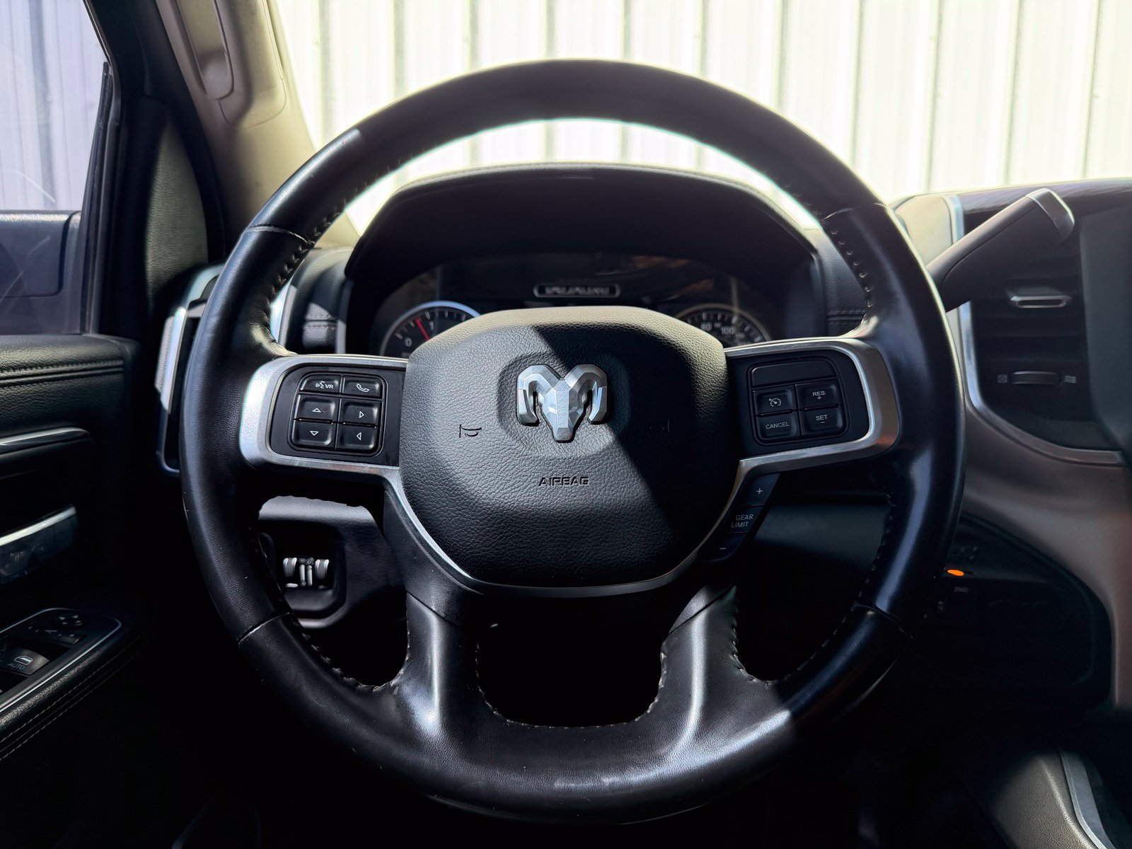 Used 2021 RAM 3500 Laramie AWD/4WD image 13