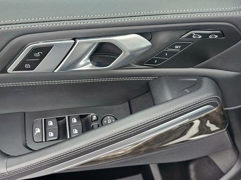 Used 2023 BMW X6 xDrive40i w/ Premium Package image 22