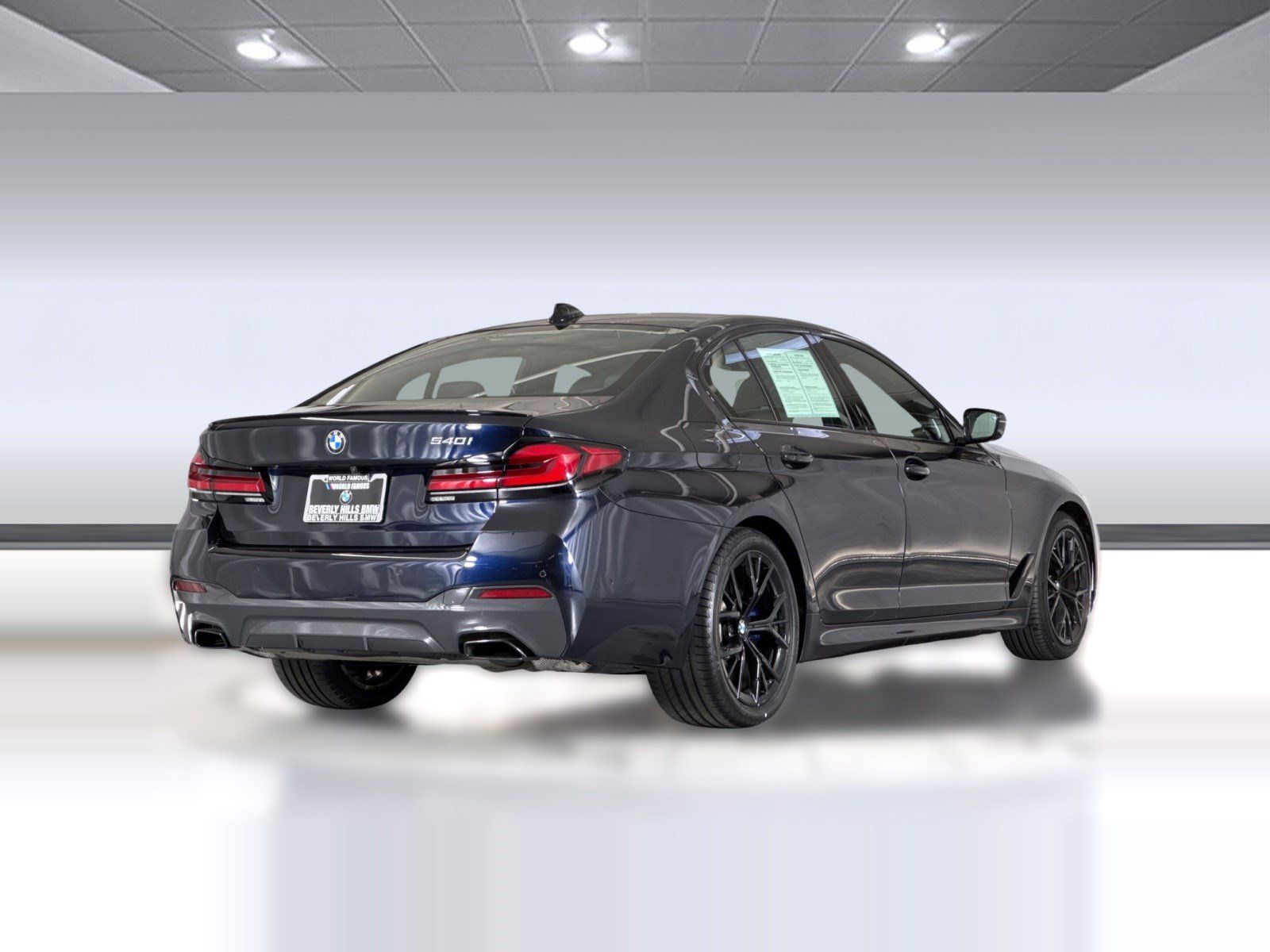 Used 2023 BMW 540i w/ M Sport Package RWD image 9