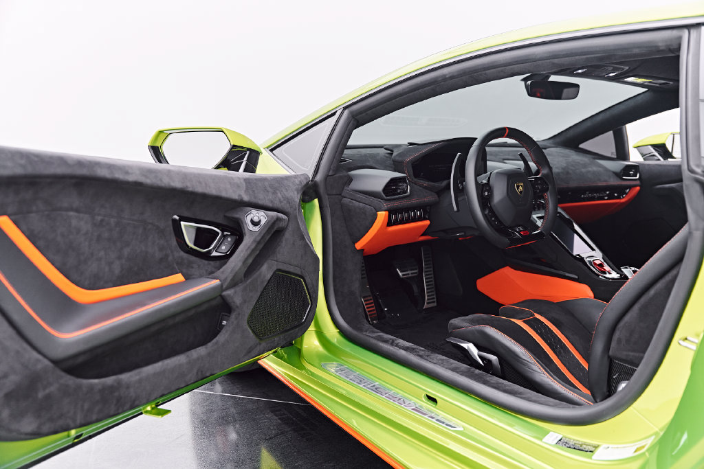 Used 2023 Lamborghini Huracan Tecnica RWD image 43